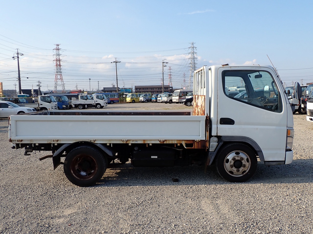 MITSUBISHI Canter
