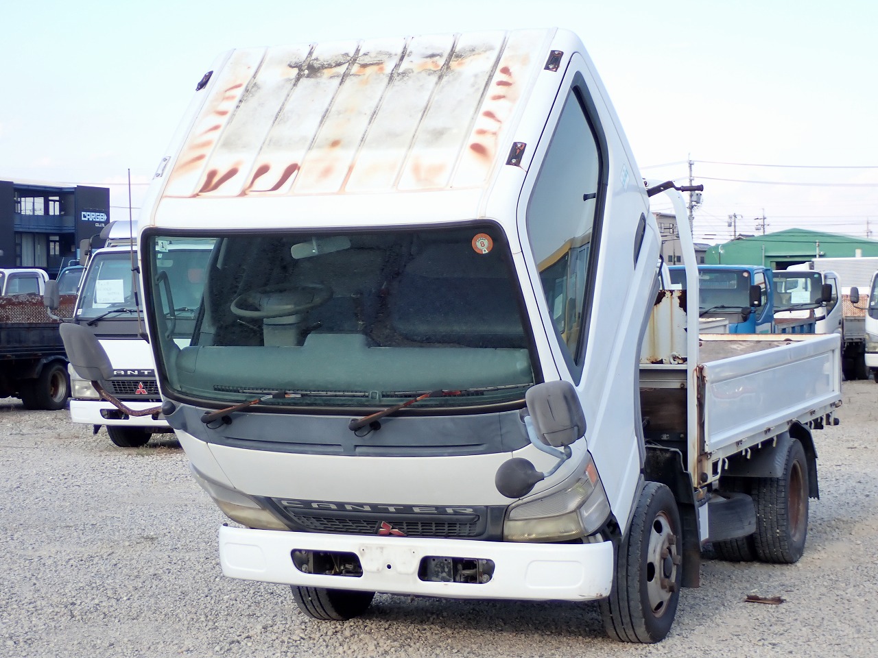 MITSUBISHI Canter