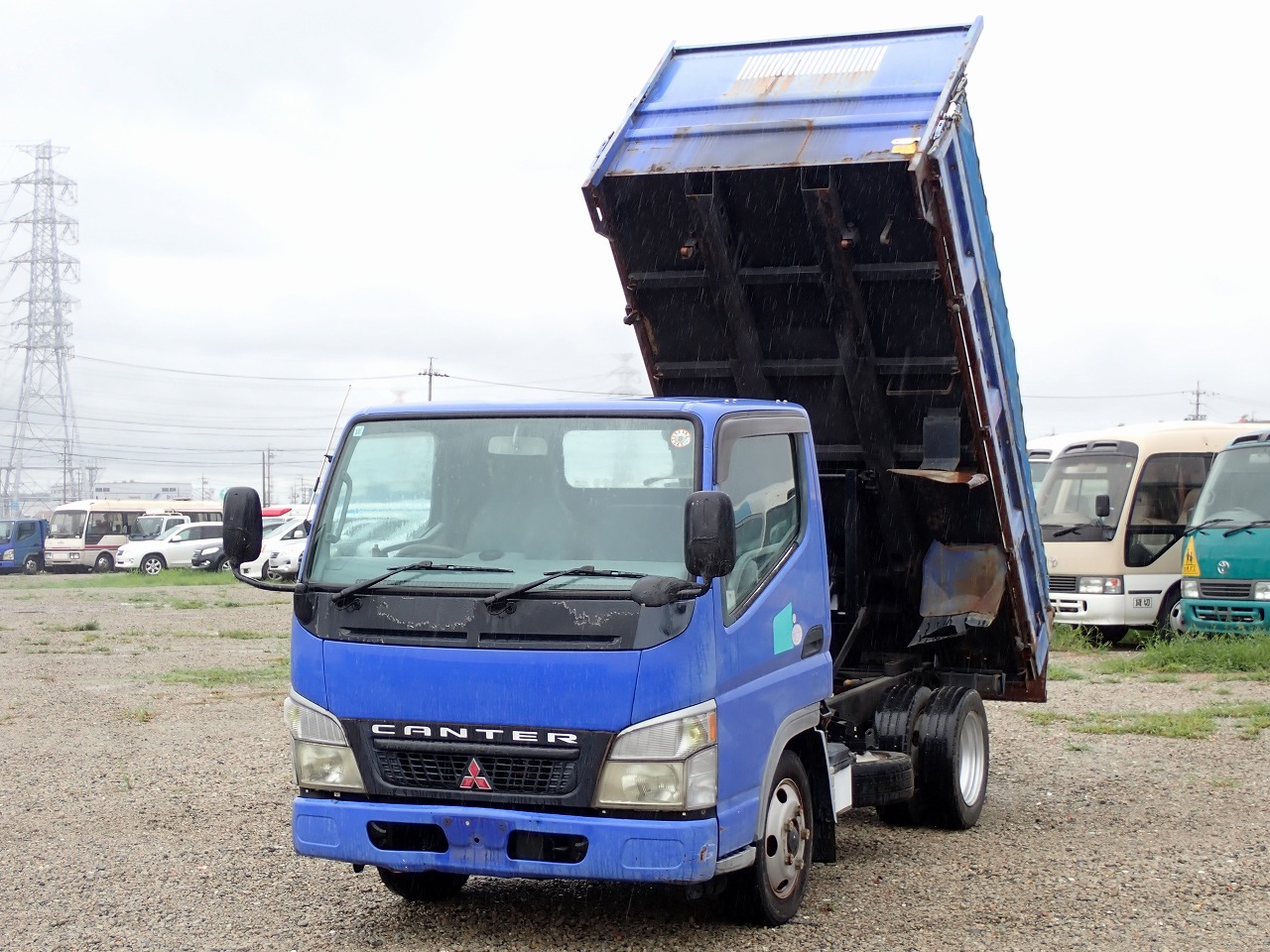 MITSUBISHI Canter