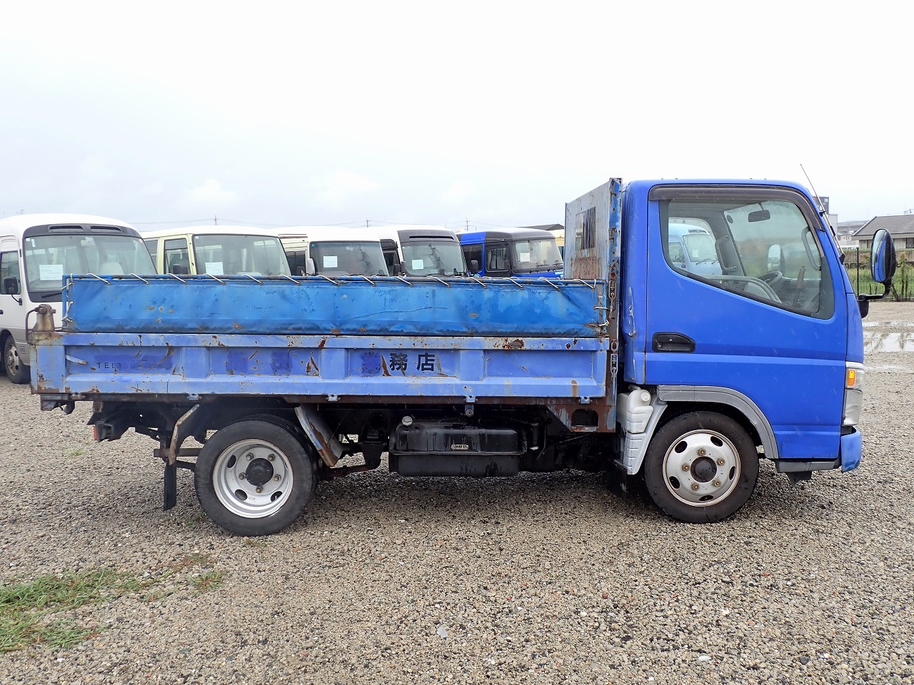 MITSUBISHI Canter