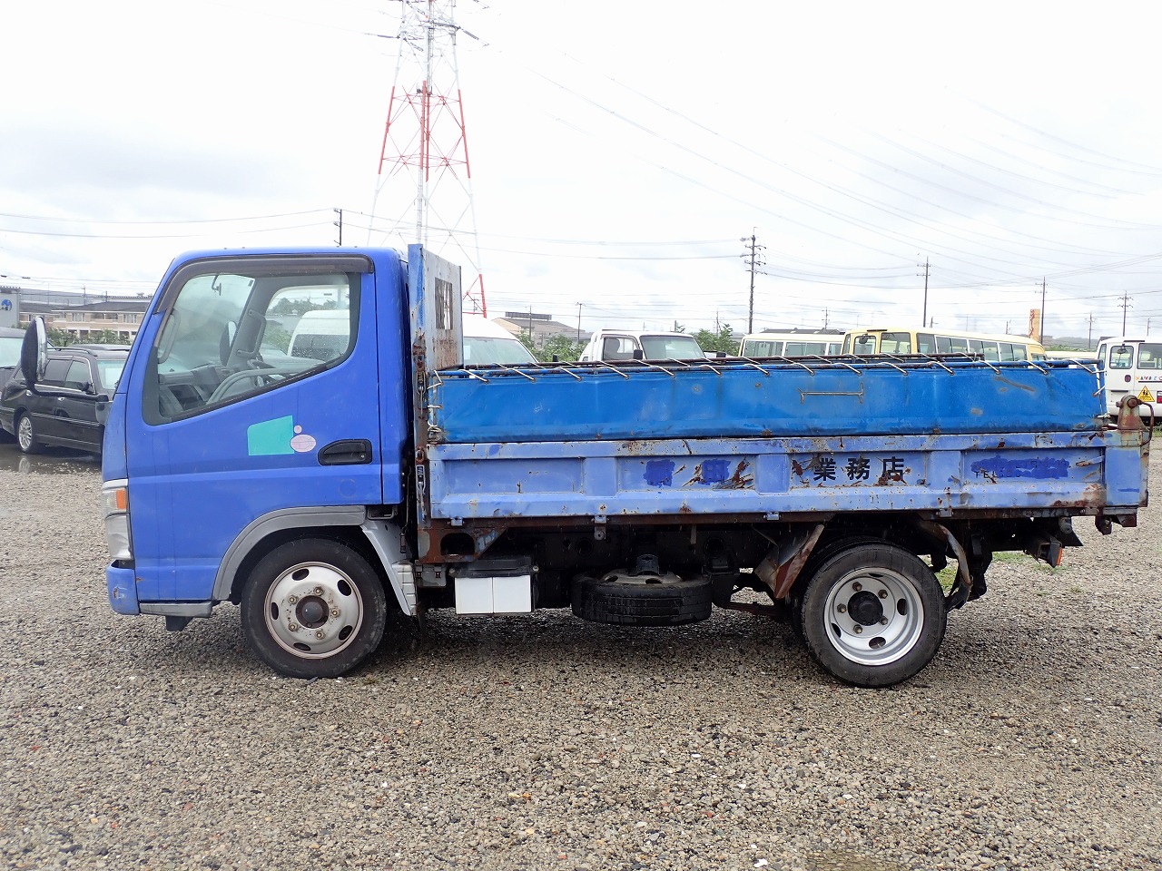 MITSUBISHI Canter
