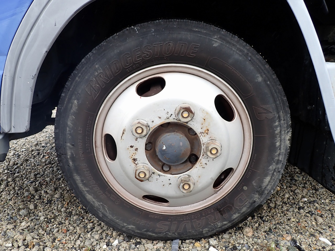 MITSUBISHI Canter