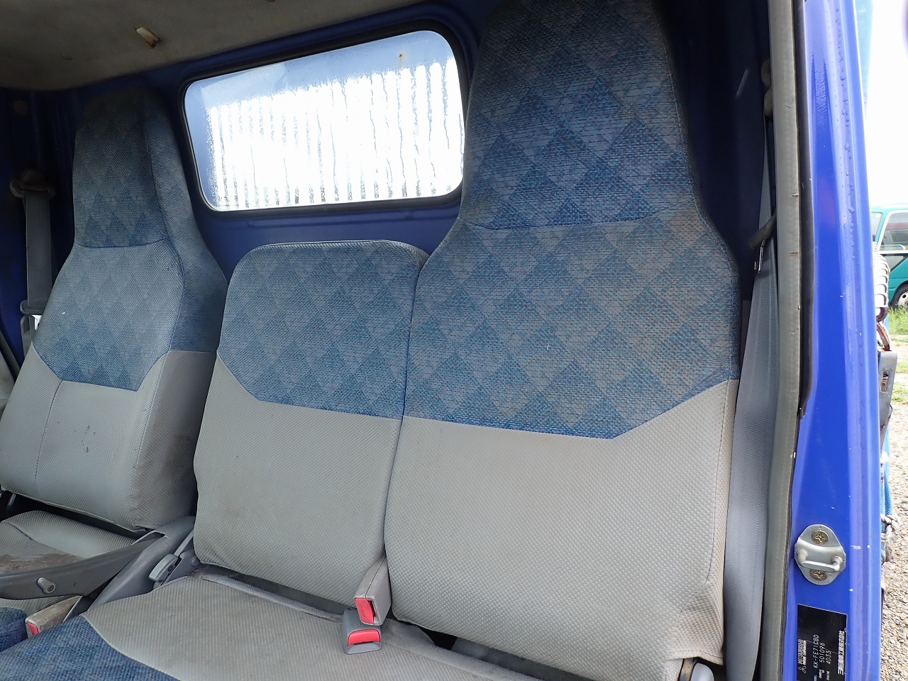 MITSUBISHI Canter
