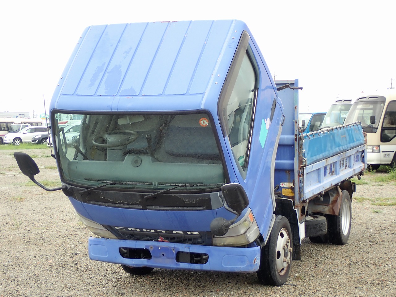MITSUBISHI Canter