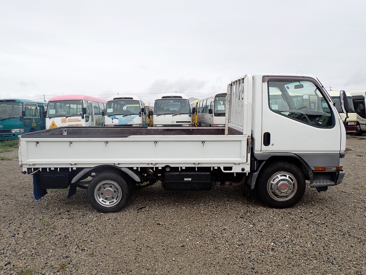 MITSUBISHI Canter