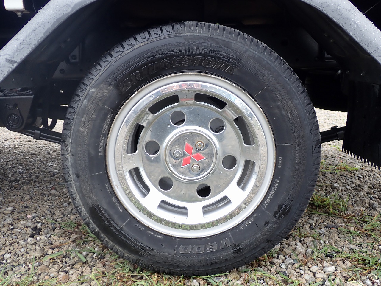 MITSUBISHI Canter