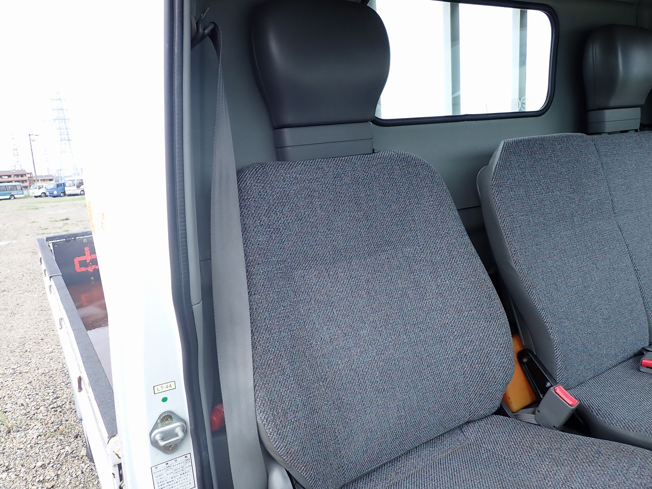 MITSUBISHI Canter