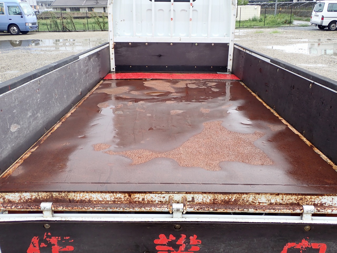 MITSUBISHI Canter
