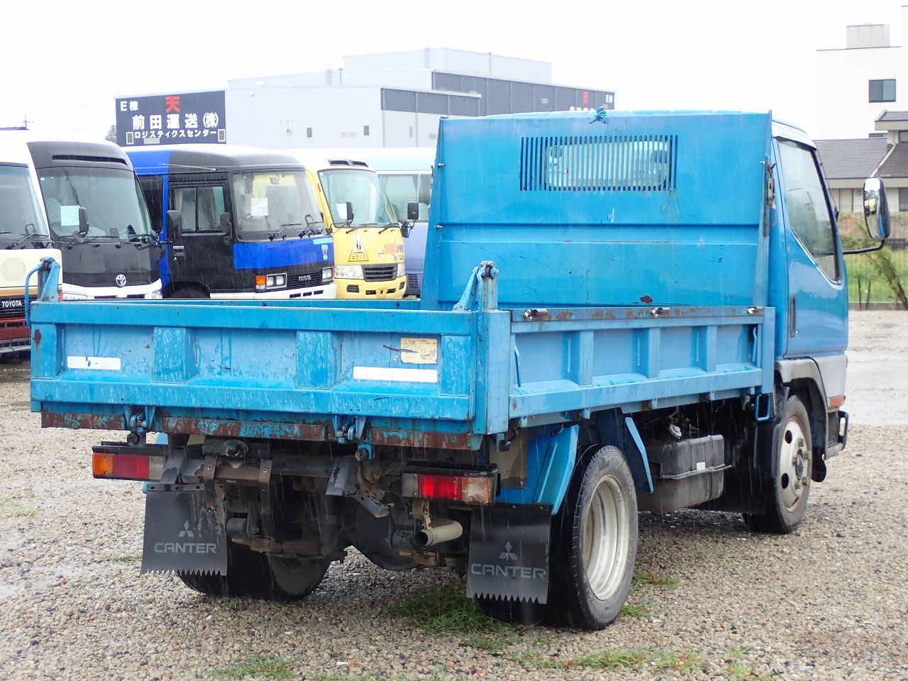 MITSUBISHI Canter