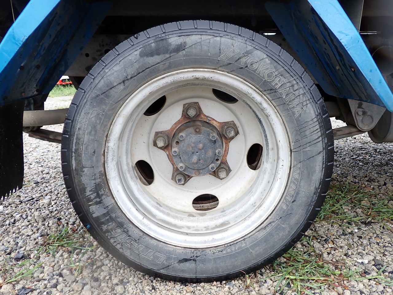 MITSUBISHI Canter
