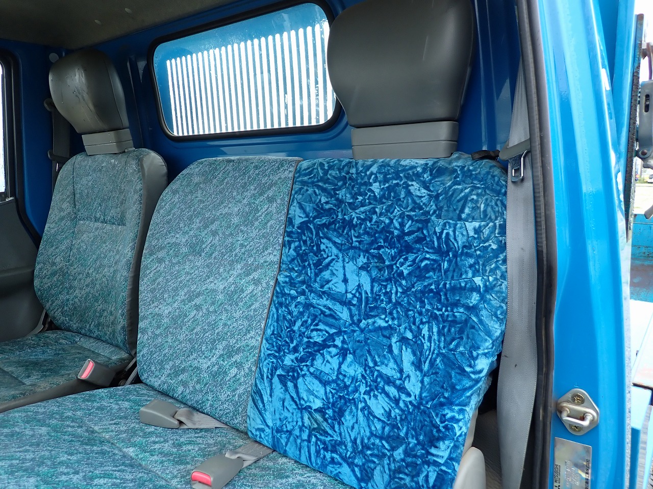 MITSUBISHI Canter