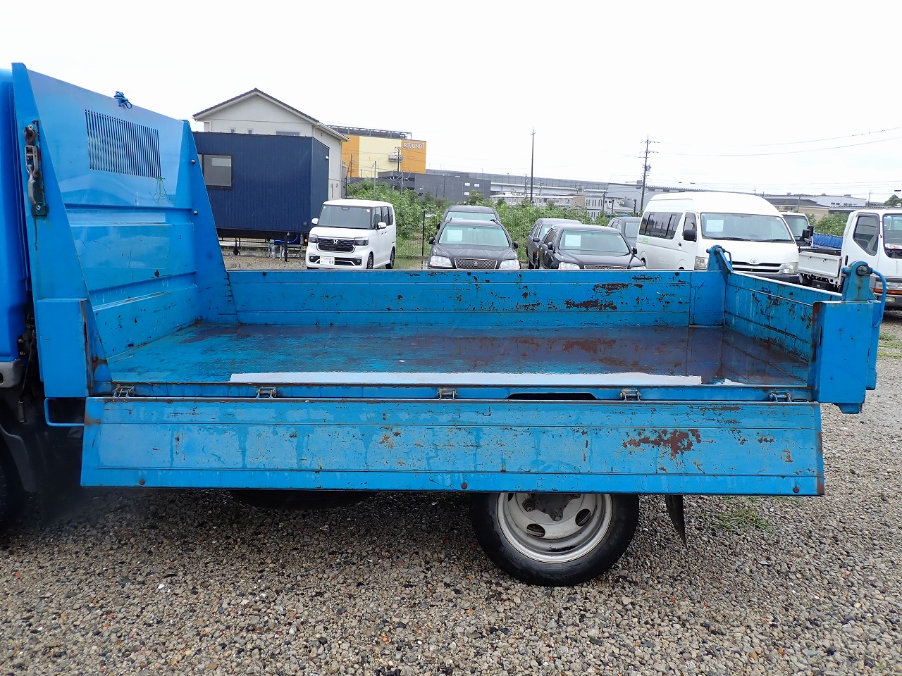 MITSUBISHI Canter