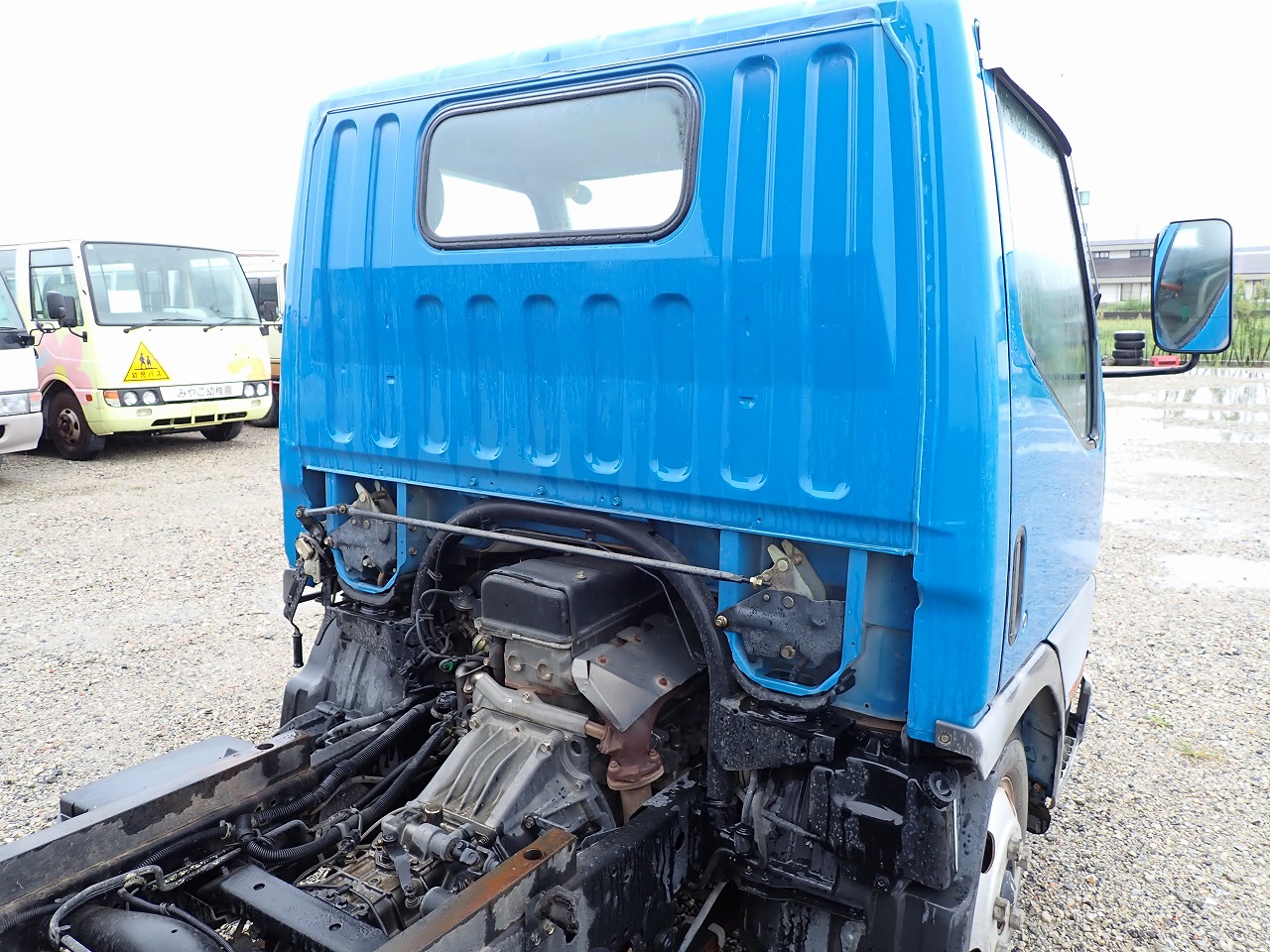 MITSUBISHI Canter