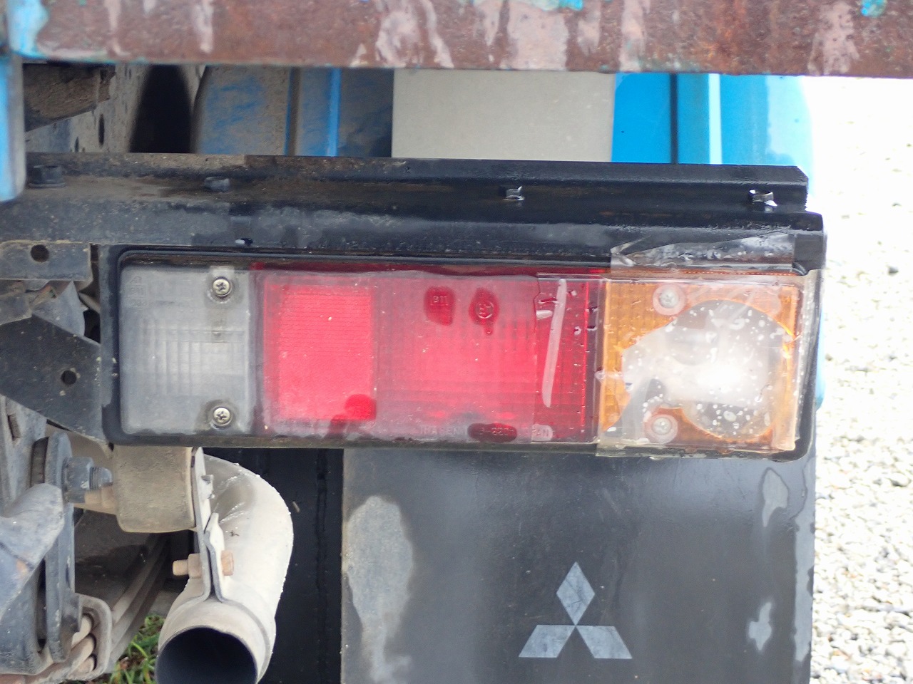 MITSUBISHI Canter