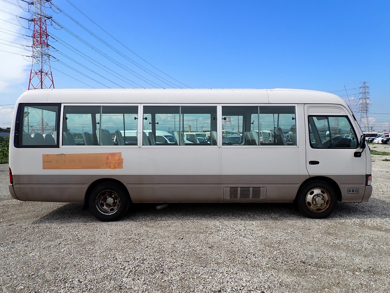 TOYOTA Coaster