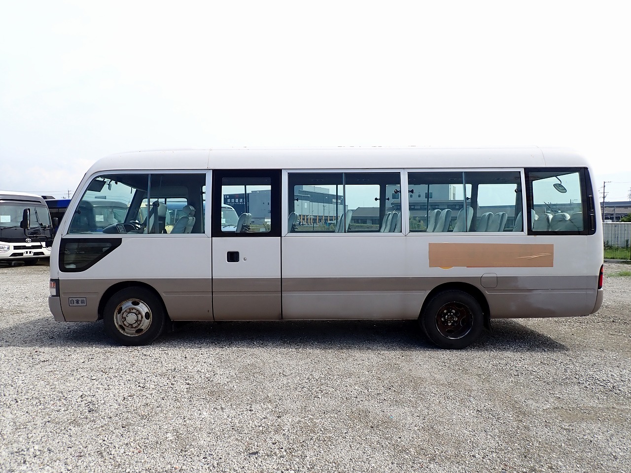 TOYOTA Coaster