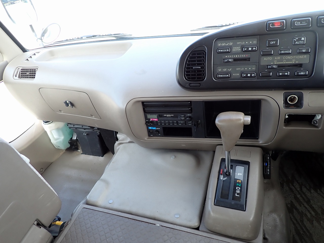 TOYOTA Coaster