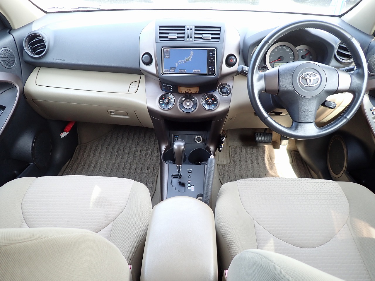 TOYOTA Vanguard