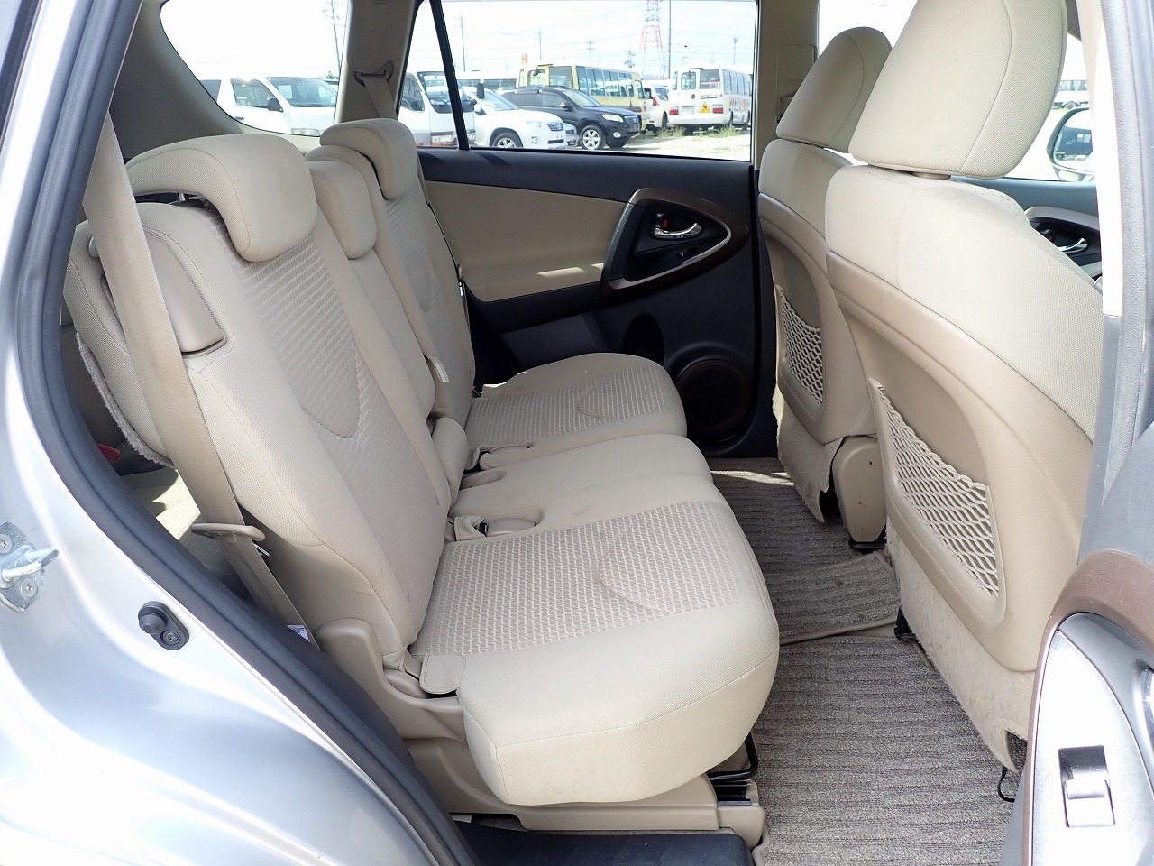 TOYOTA Vanguard