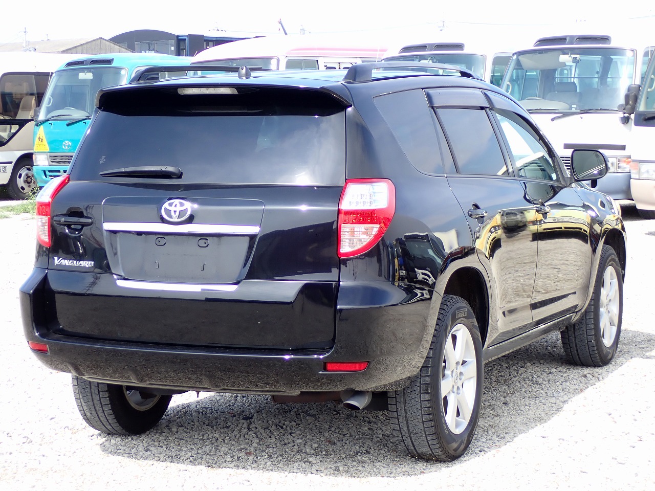 TOYOTA Vanguard