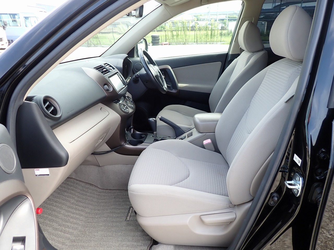 TOYOTA Vanguard