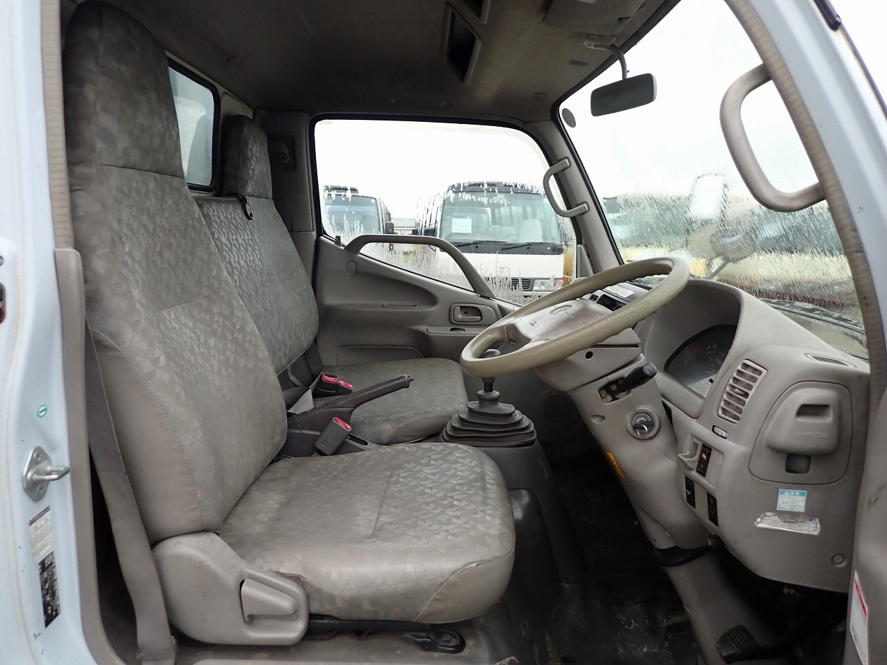 TOYOTA Dyna Truck