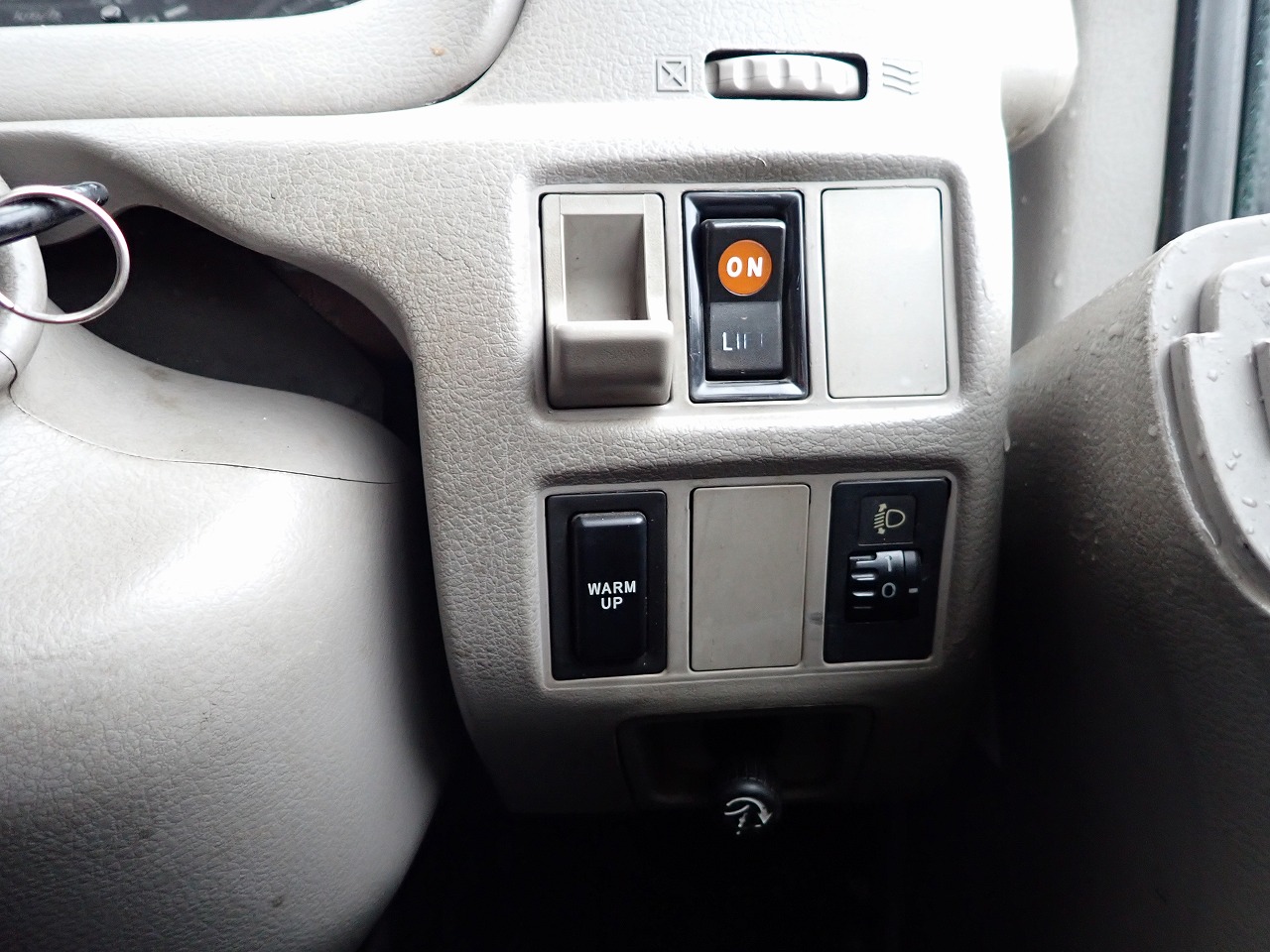 TOYOTA Dyna Truck
