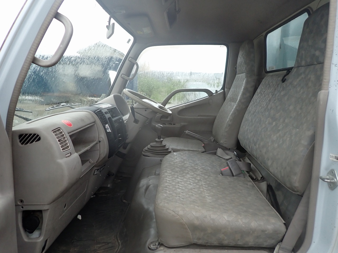 TOYOTA Dyna Truck