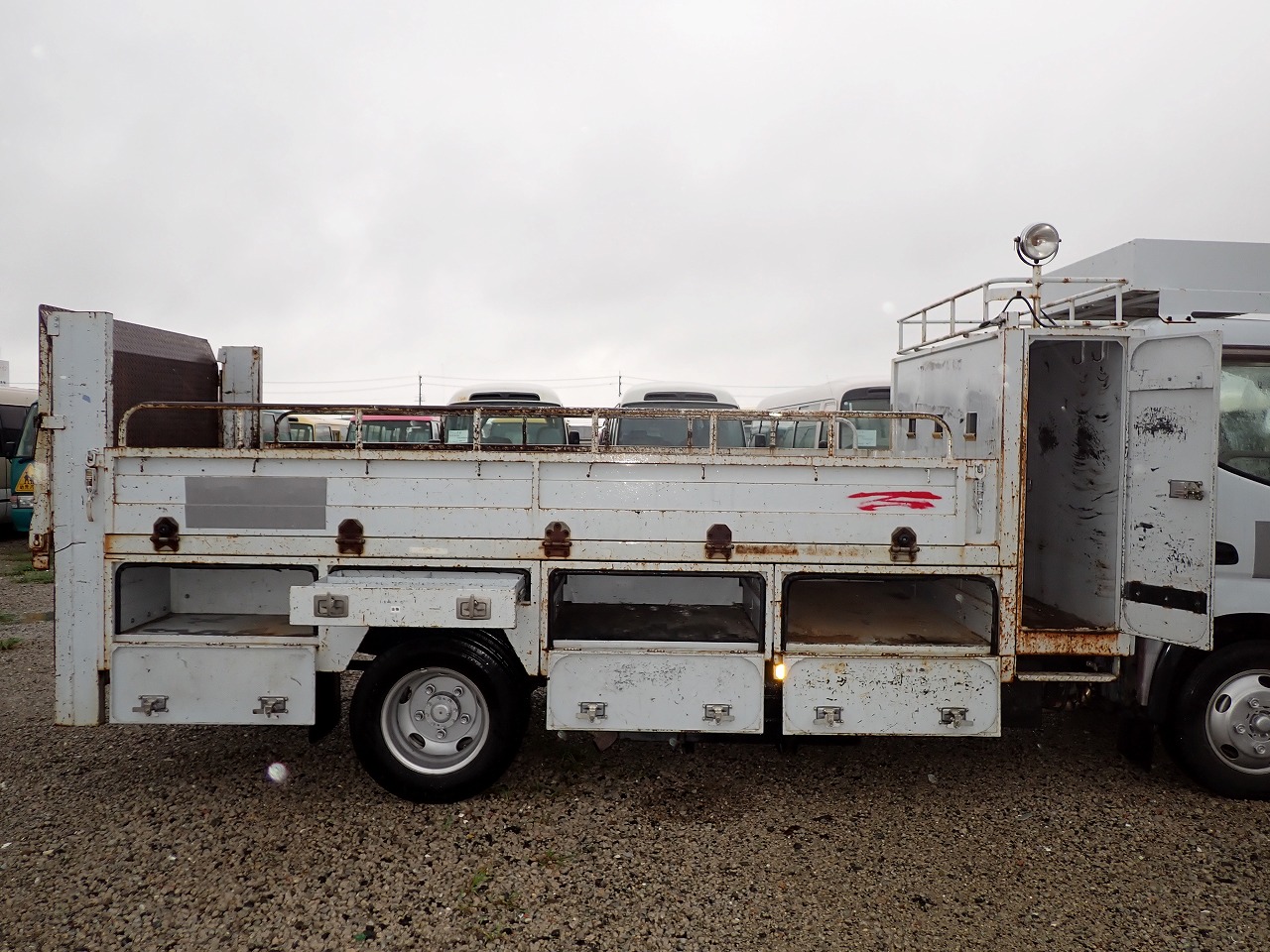 TOYOTA Dyna Truck