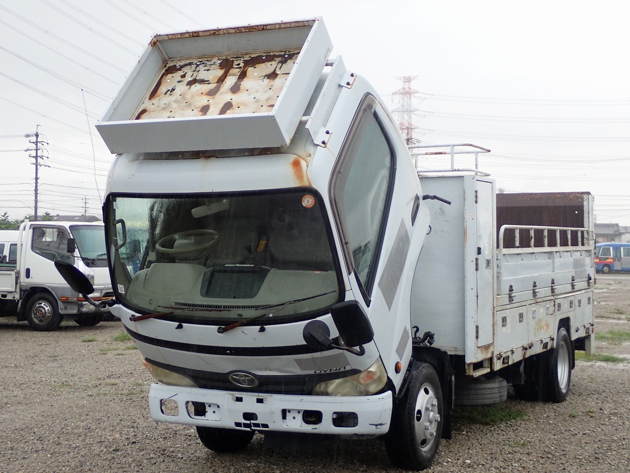 TOYOTA Dyna Truck