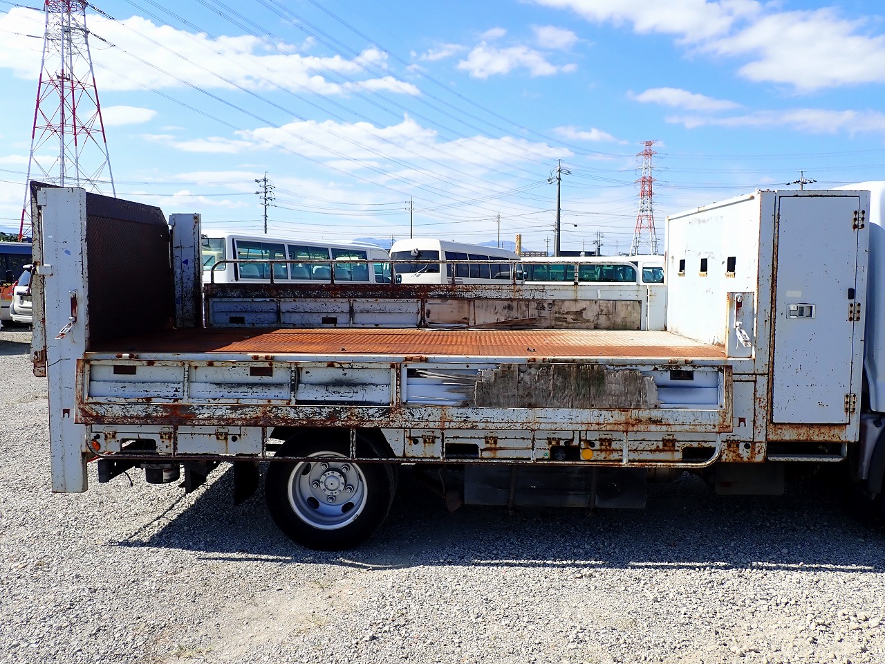 TOYOTA Dyna Truck
