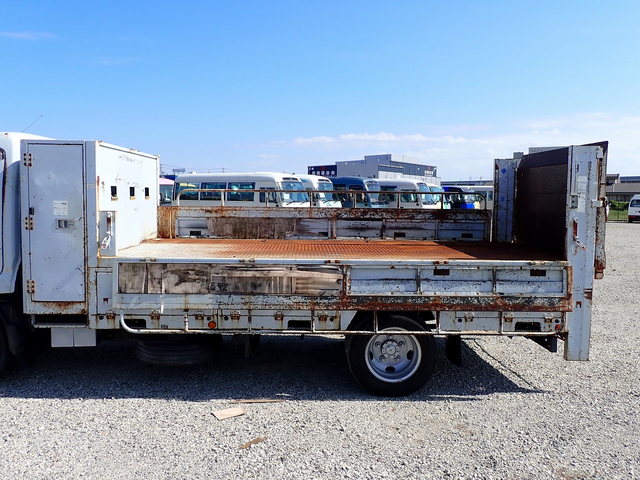 TOYOTA Dyna Truck