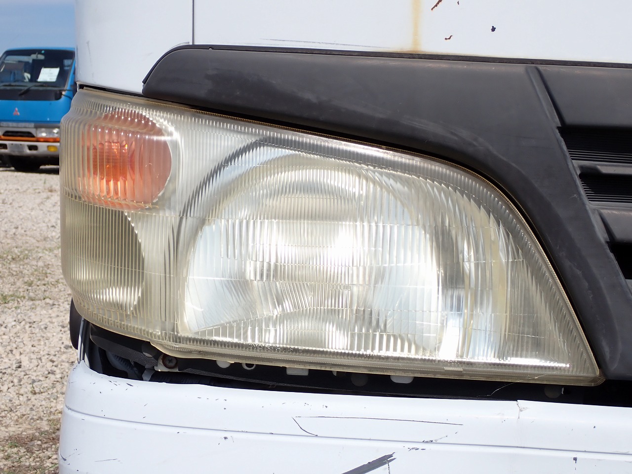 TOYOTA Dyna Truck