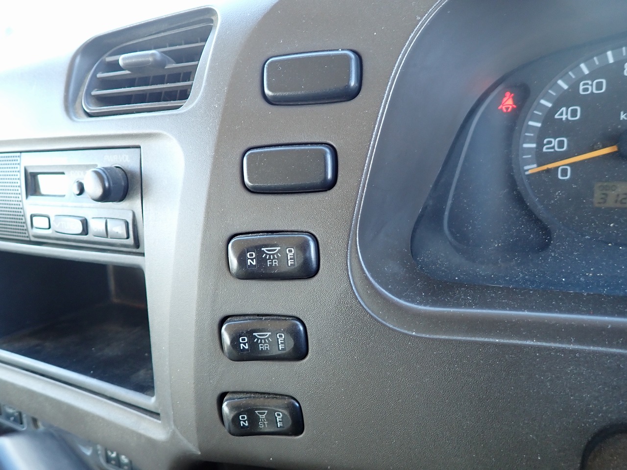 MITSUBISHI Rosa