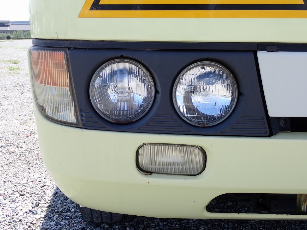 MITSUBISHI Rosa