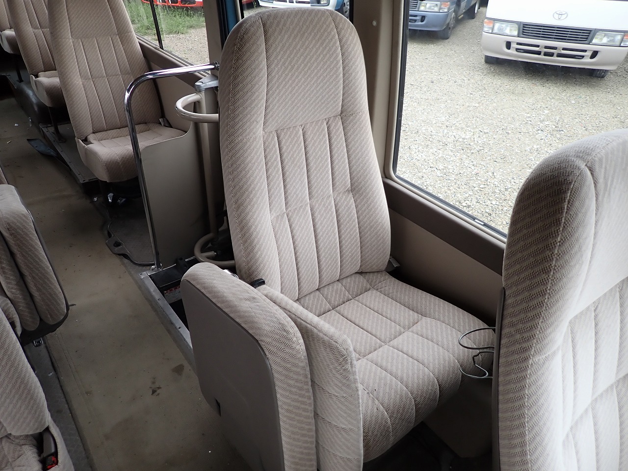 TOYOTA Coaster
