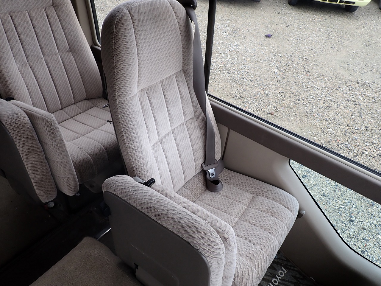 TOYOTA Coaster