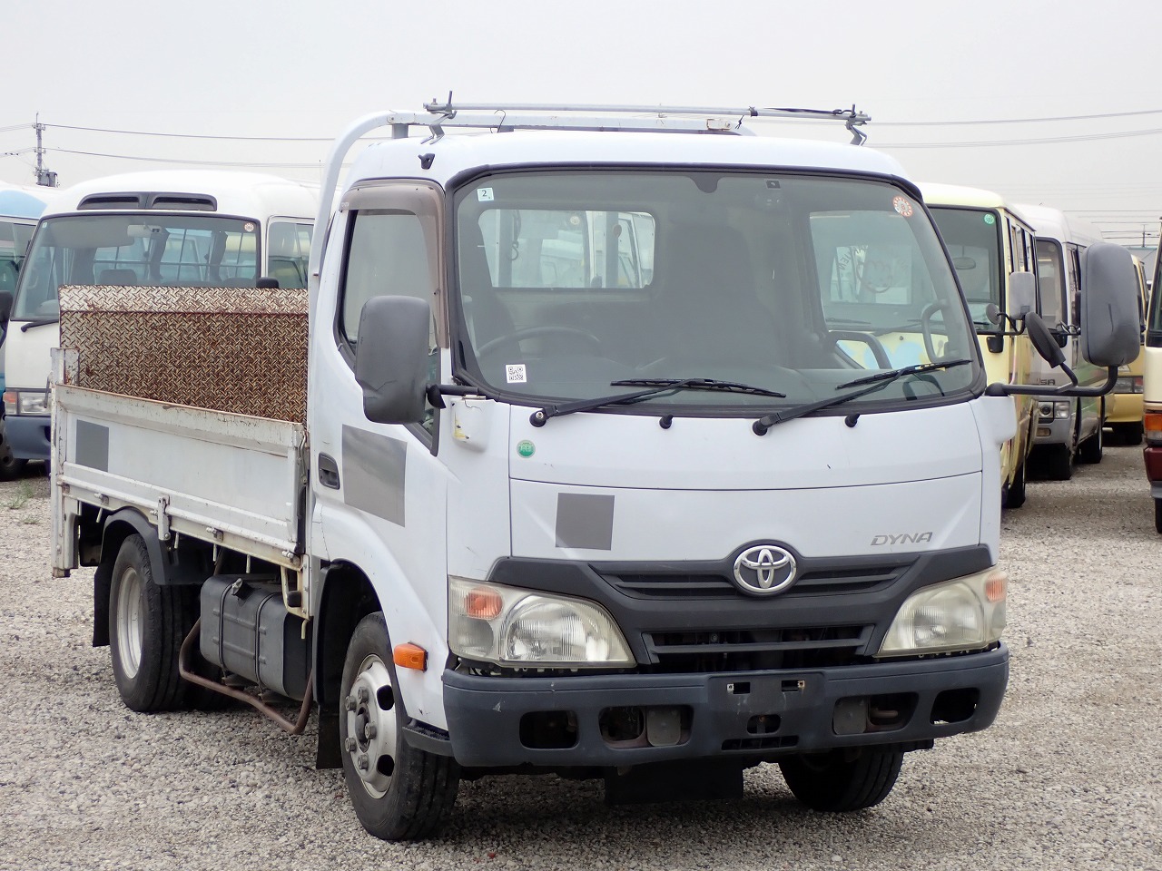 TOYOTA Dyna Truck