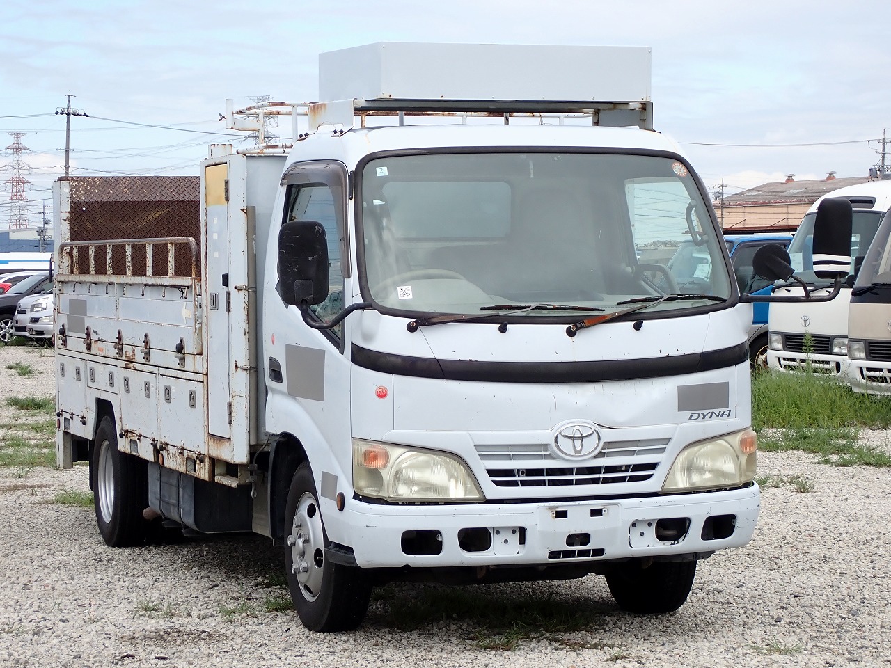 TOYOTA Dyna Truck