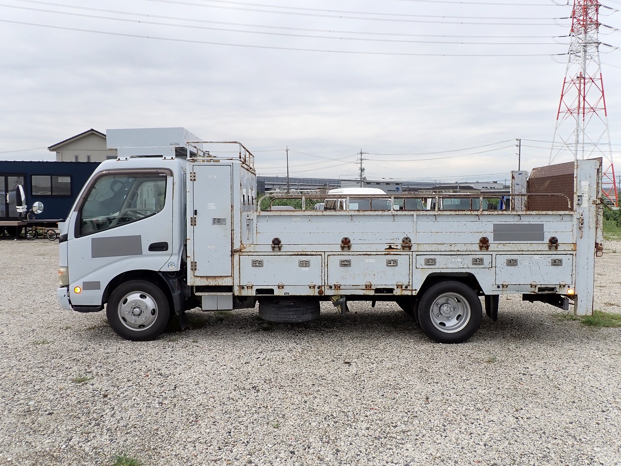 TOYOTA Dyna Truck