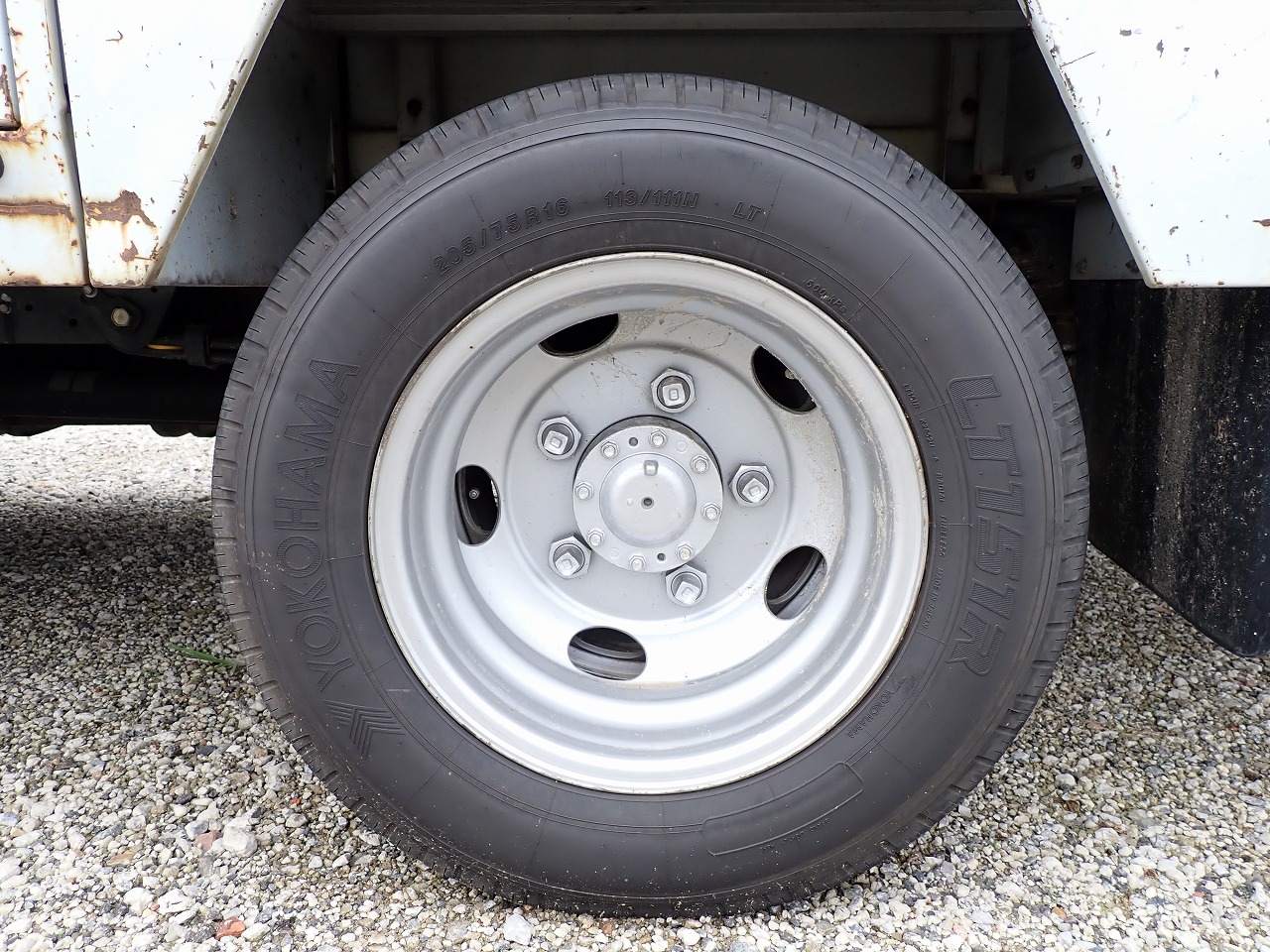 TOYOTA Dyna Truck
