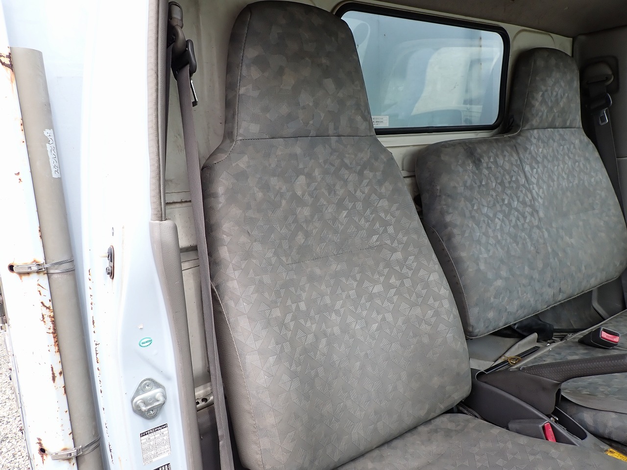 TOYOTA Dyna Truck