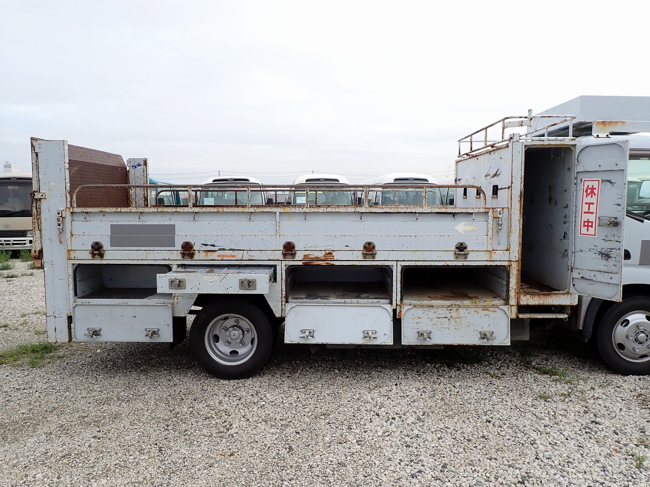TOYOTA Dyna Truck