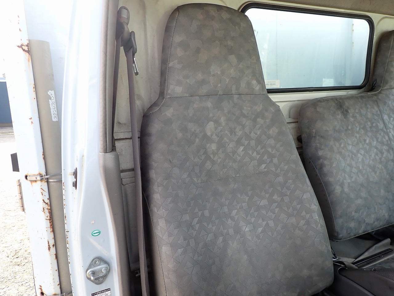 TOYOTA Dyna Truck