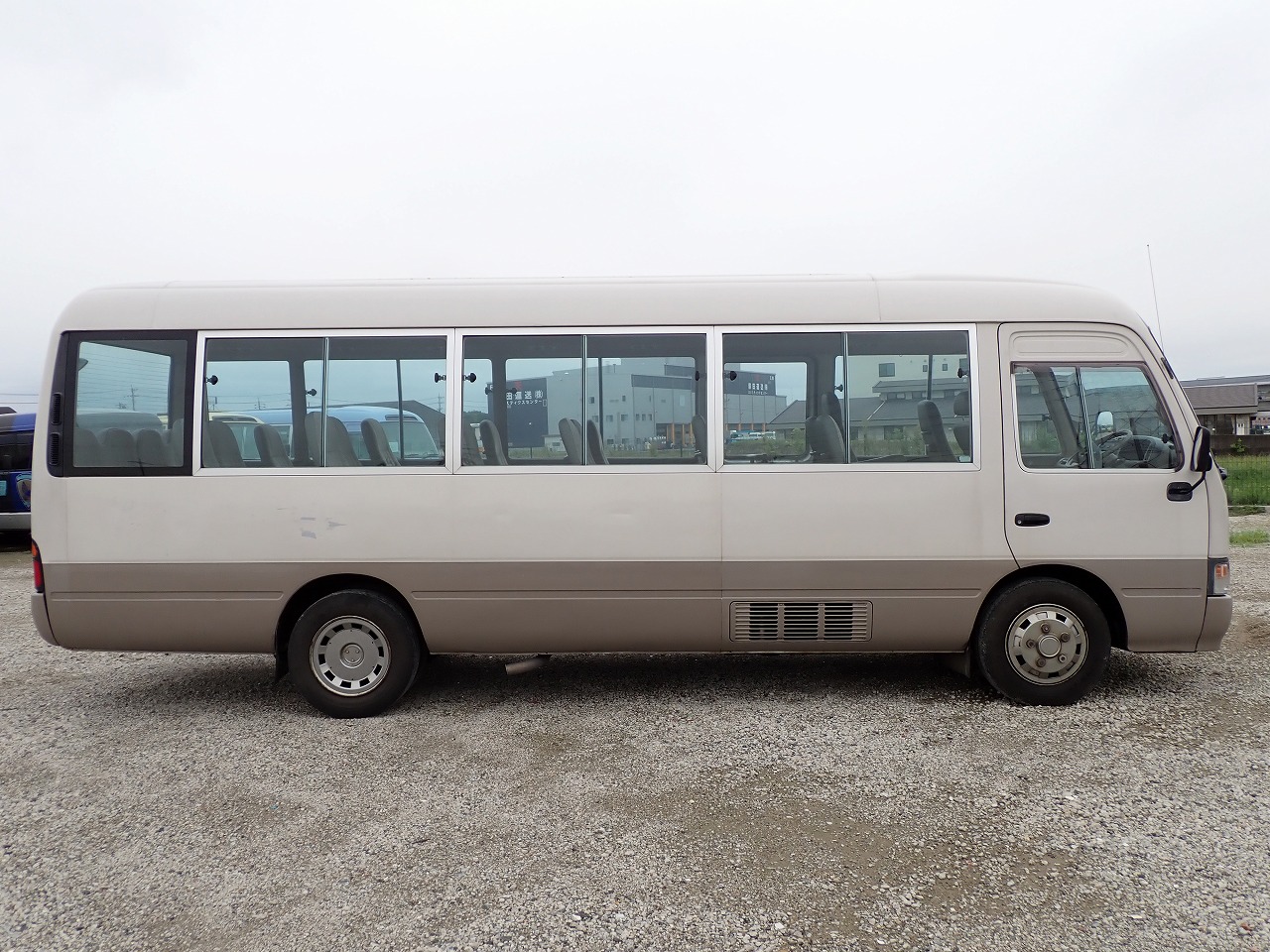 TOYOTA Coaster