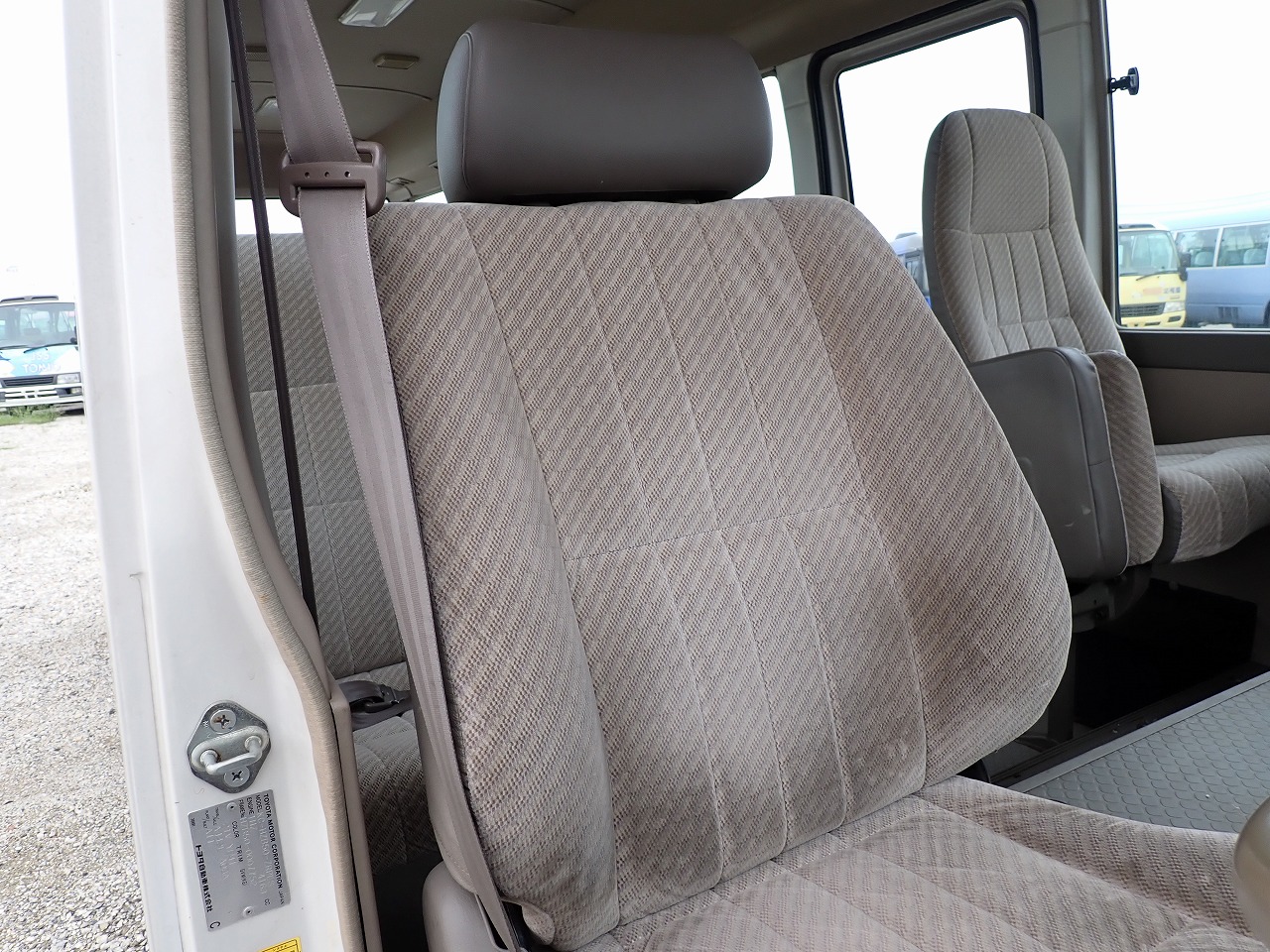 TOYOTA Coaster