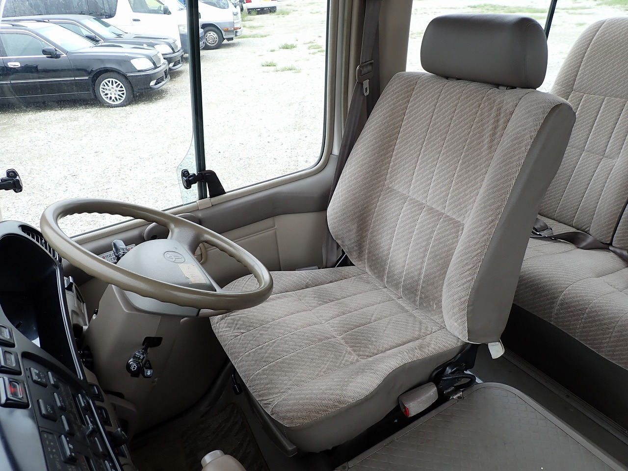 TOYOTA Coaster