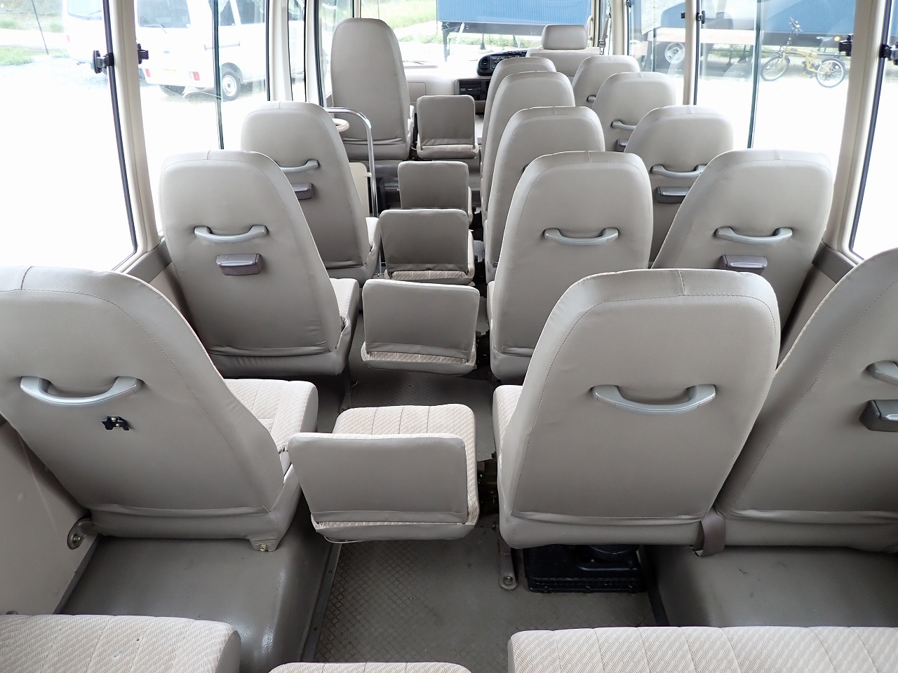 TOYOTA Coaster