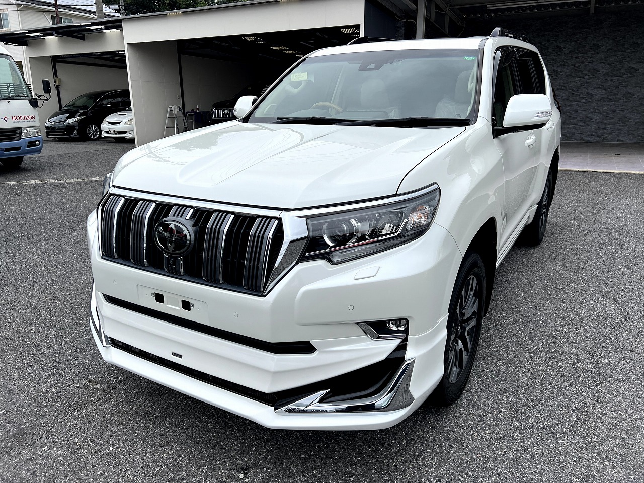 TOYOTA Land Cruiser Prado