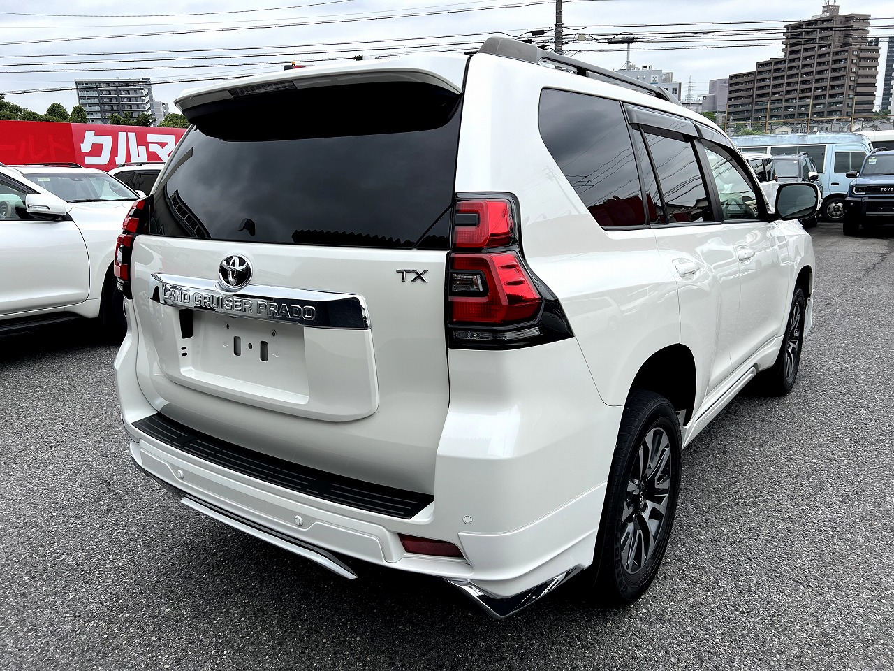 TOYOTA Land Cruiser Prado